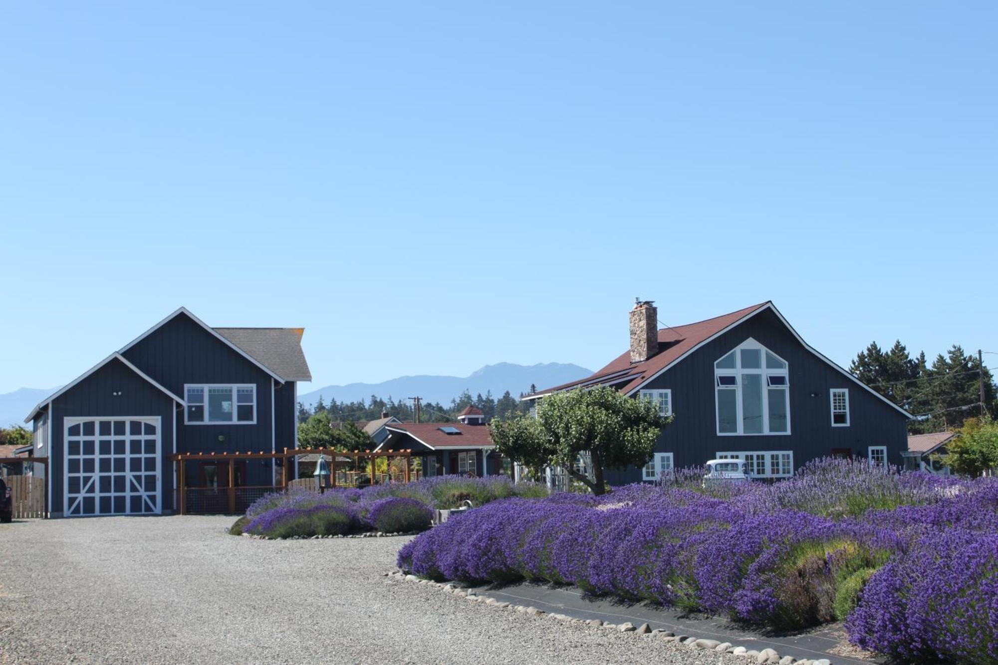 Dungeness Barn House Bed And Breakfast At Two Crows Farm Sequim Εξωτερικό φωτογραφία