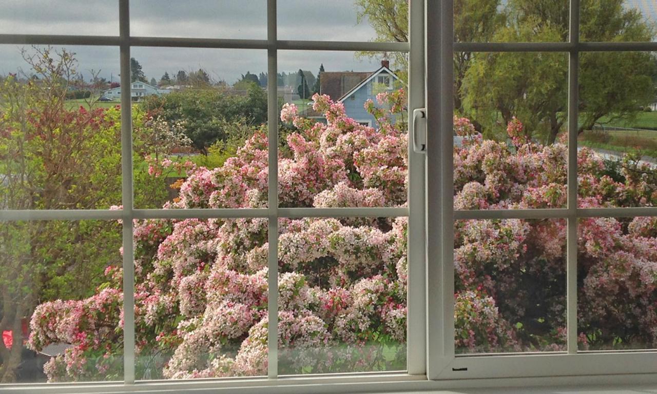 Dungeness Barn House Bed And Breakfast At Two Crows Farm Sequim Εξωτερικό φωτογραφία